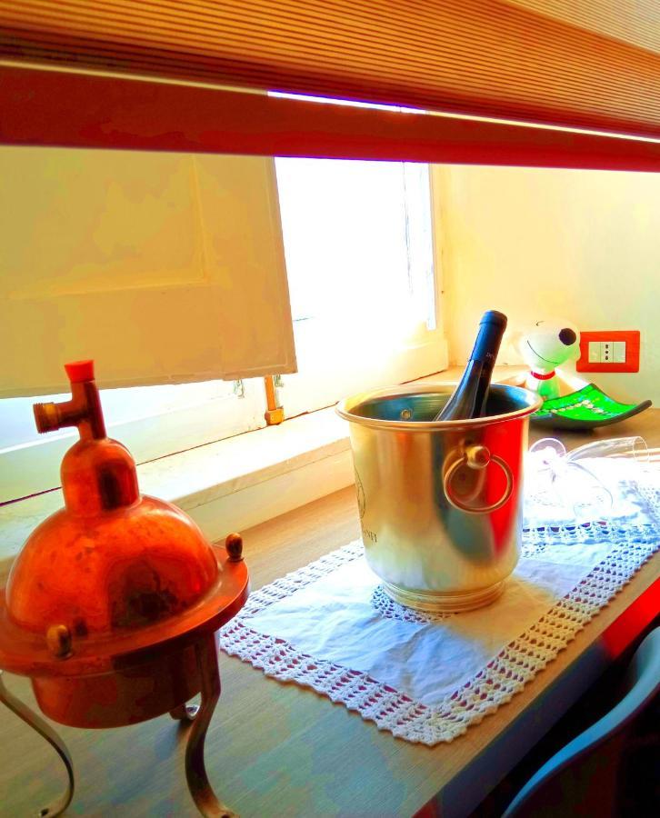 Non Ci Resta Che Napoli Bed and Breakfast Buitenkant foto