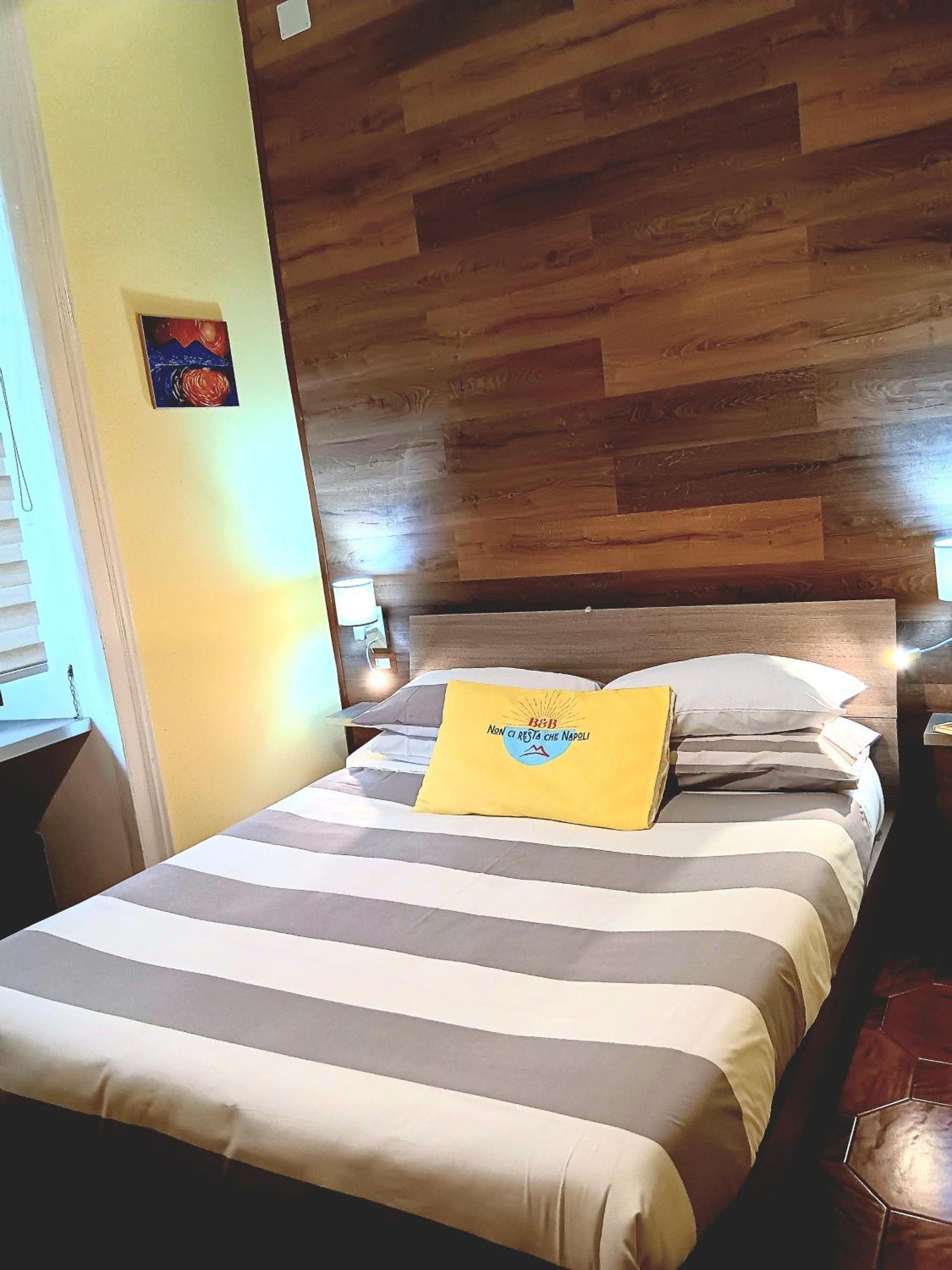 Non Ci Resta Che Napoli Bed and Breakfast Buitenkant foto